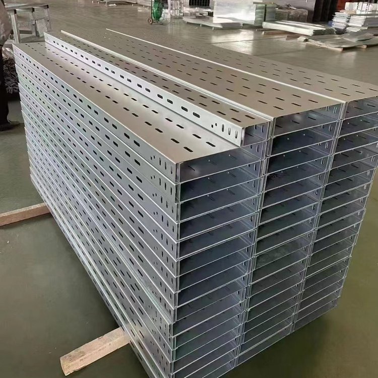 梯式電纜橋架在工業配電系統中的應用優勢解析